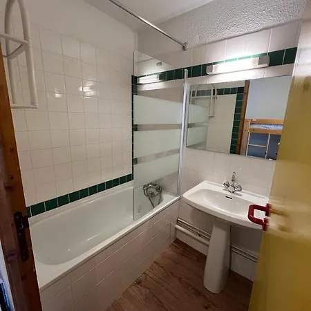 1800 Front De Neige Appartement